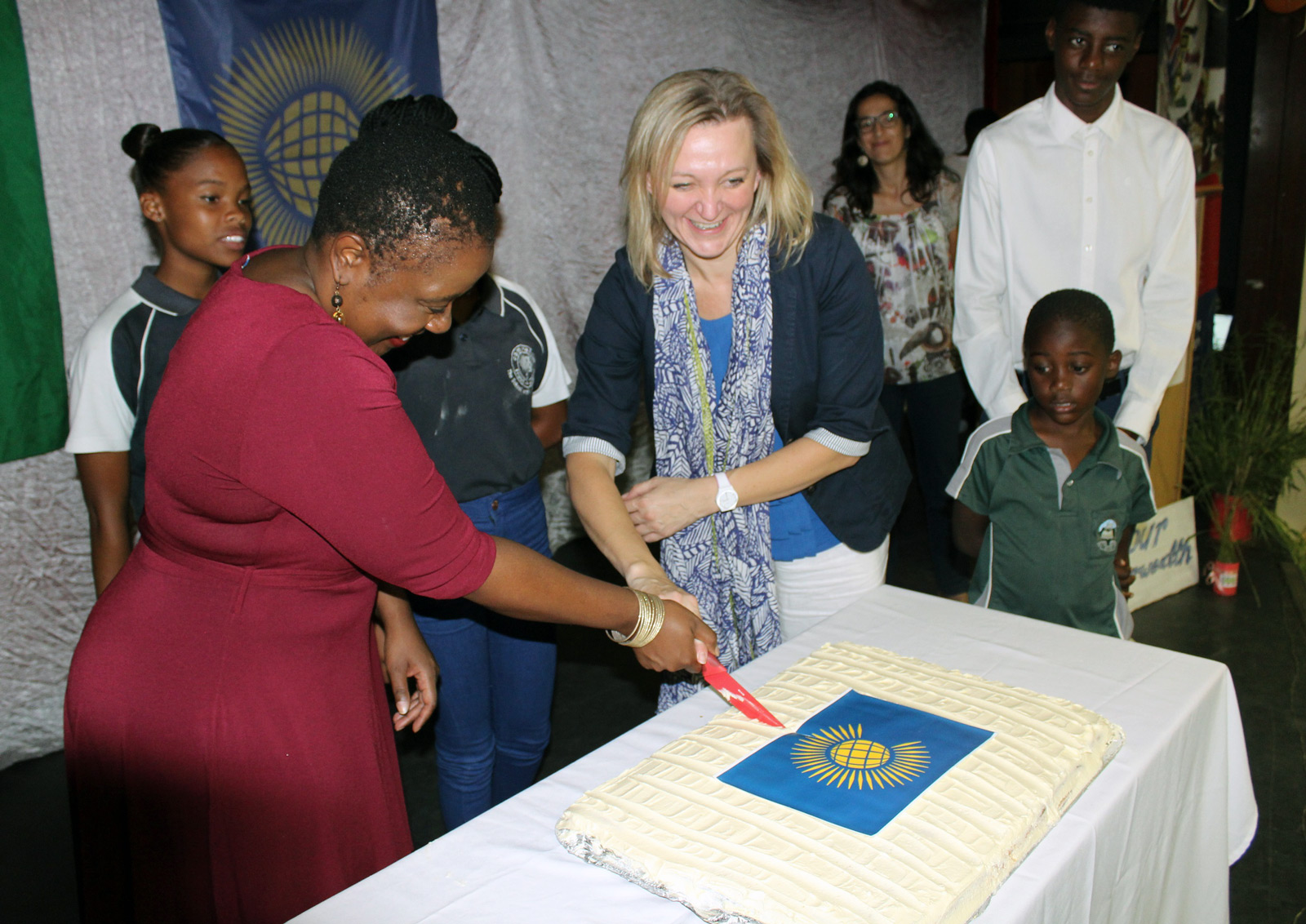 Cutting a Commonwealth cake